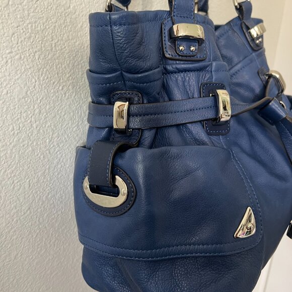 b. makowsky RARE Blue Leather Handbag - Picture 3 of 16